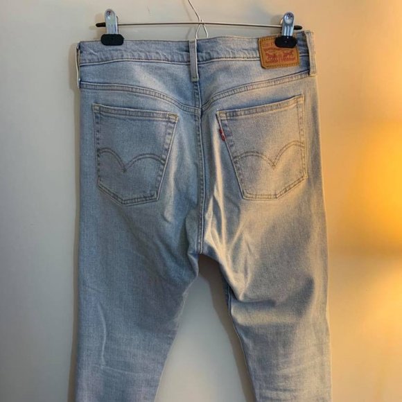 Levi 501's - Picture 2 of 2